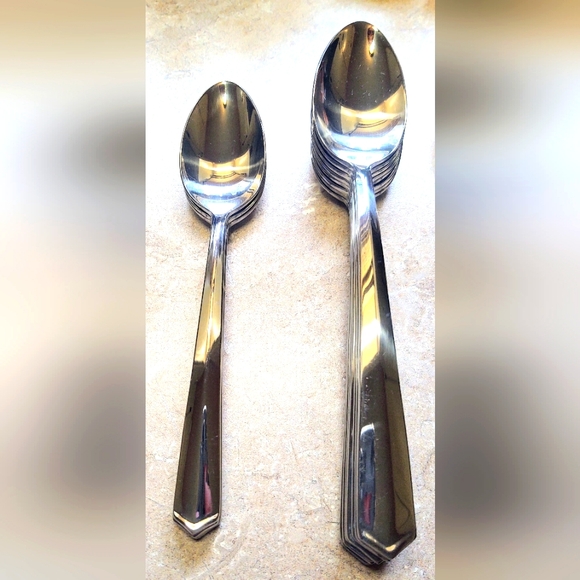 Cambridge Stainless 18/8 Flatware 18 pcs NO Forks - Picture 5 of 5